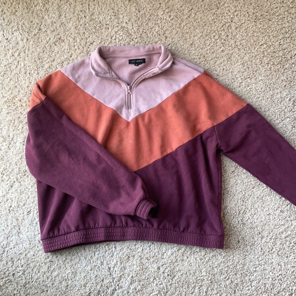 PacSun Pullover - Picture 2 of 3